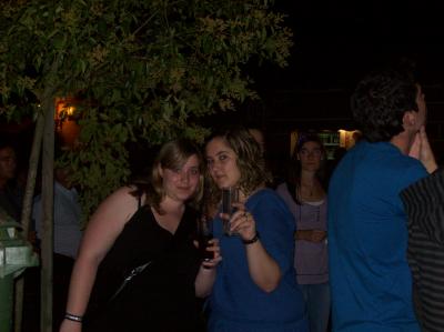 a xuventude disfrutamos bailando...